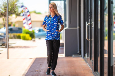 Softies Unisex Oxford Blue Whales Scrub Top BLUWT01