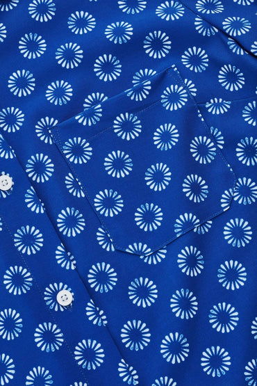 Biz Care Womens Easy Stretch Daisy Print Short Sleeve Shirt CS948LS Metro Workwear.