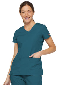 Dickies EDS Signature Women's V-Neck Scrub Top 85906 Metro Workwear.