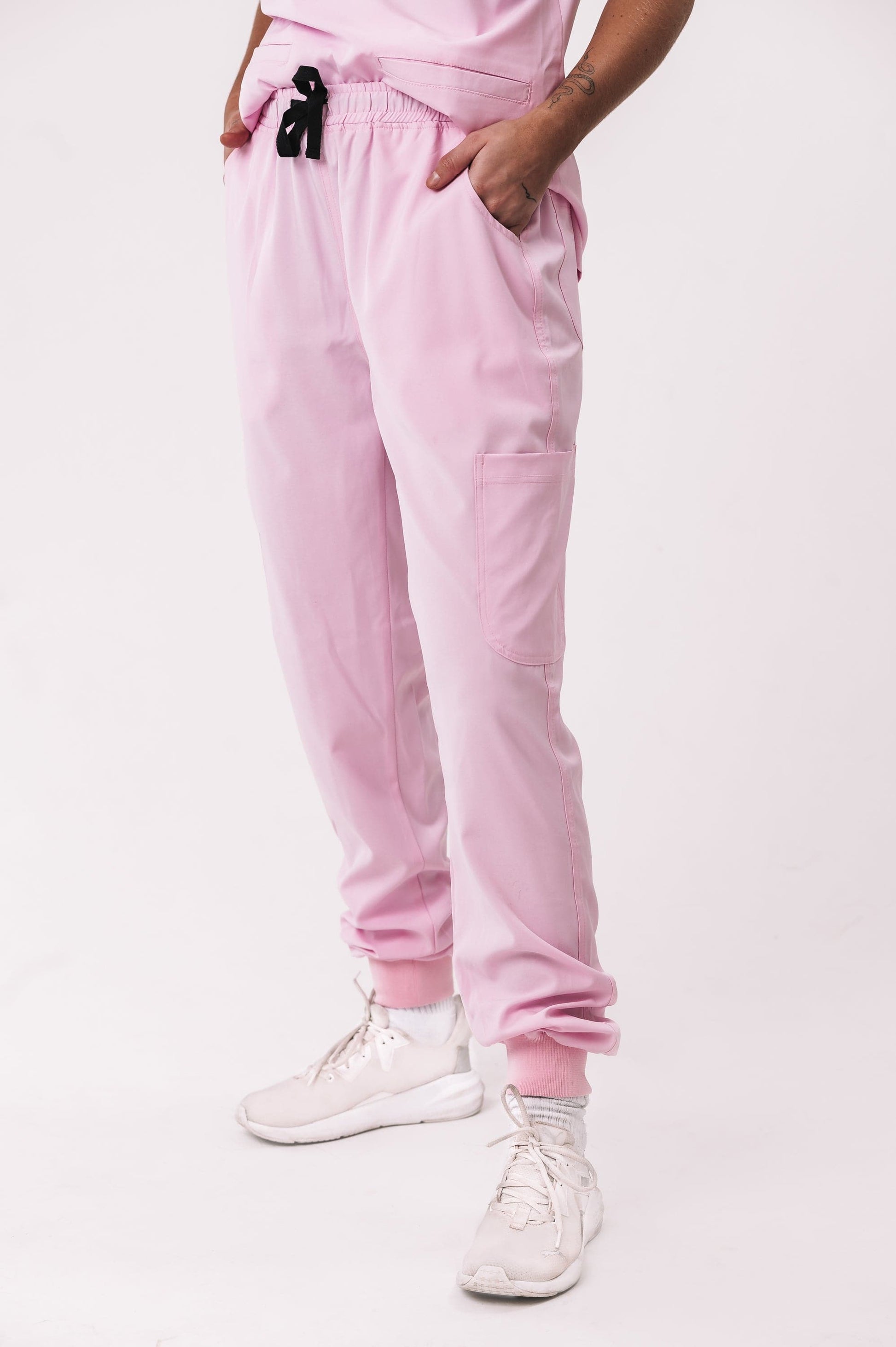 Softies London Unisex Premium Scrub Jogger Cargo Pants LP01 Metro Workwear.